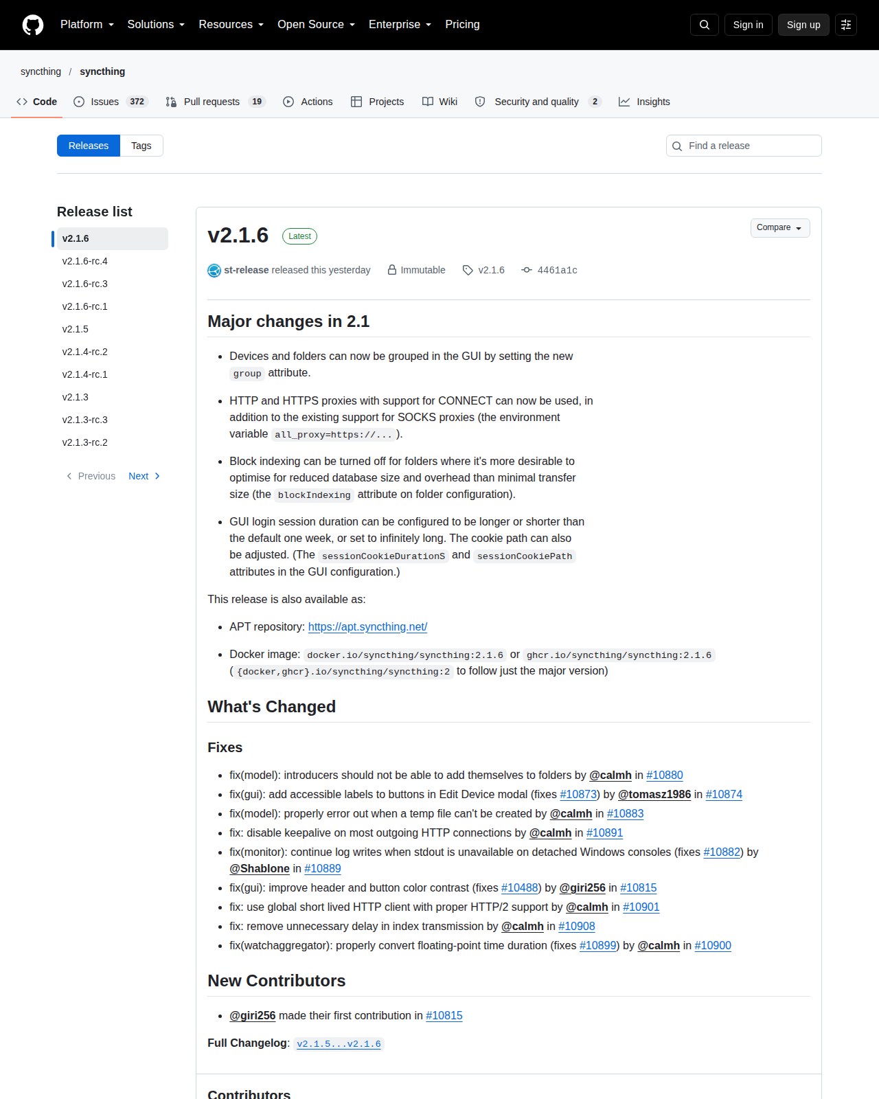 Syncthing 版本發布清單（顯示 2.1.6 為最新版本與歷來發行紀錄）